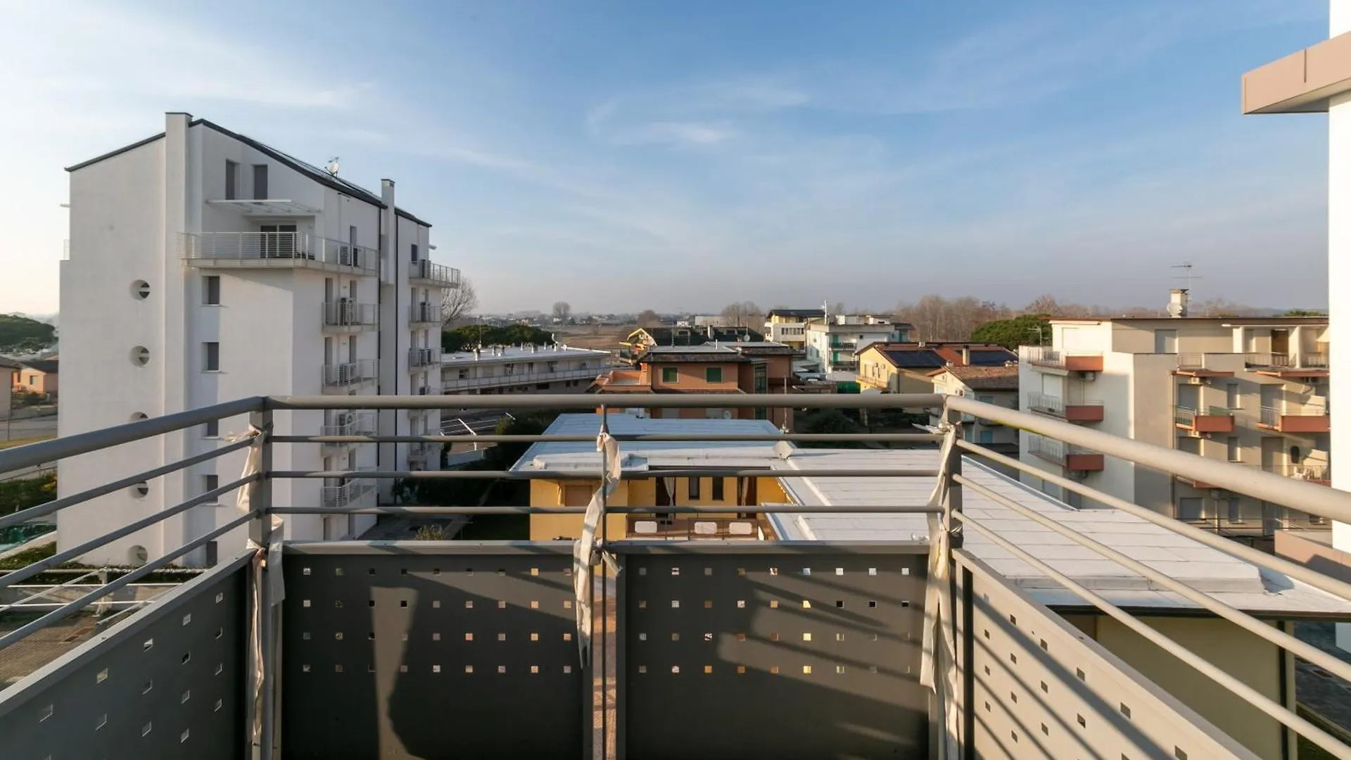 Family Apartments-Nobili 17-Carraro Immobiliare Jesolo 0*, Lido di Jesolo